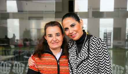  Malú de Morales y Leticia del Valle.