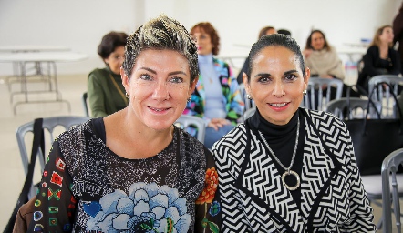  Margarita Padilla y Malú de Morales.
