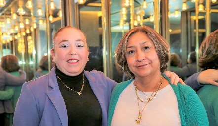  Nohemí Alvarado y Lety Manzanarez.