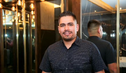  Mauricio Hernández.