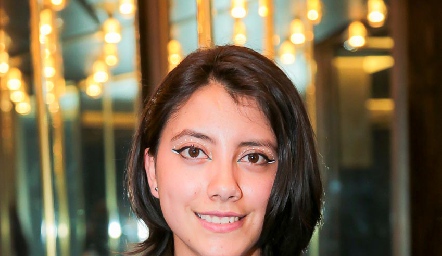  Samanta Flores.