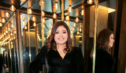  Elizabeth Vázquez.