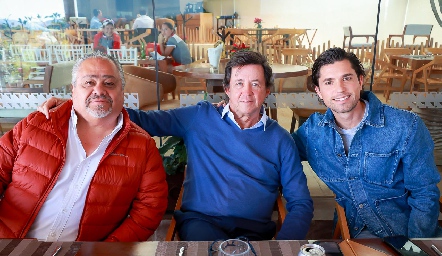  Oscar Romero, Carlos López Medina y Gerardo Serrano.