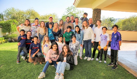  Celebraron la Navidad amigos y sus familias.
