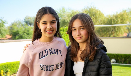  Valentina Arredondo y Valeria Garza.