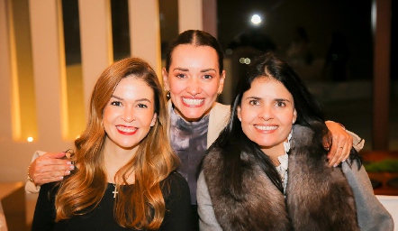  Geo Rivera, Paloma González y Liz Alcalde.