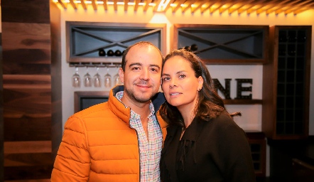  Joaquín Morón y Lorena Aranda.