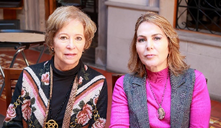  Martha Elena Garza y Verónica Vega.