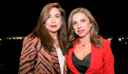  Gaby Martínez y Mayra Ortega.