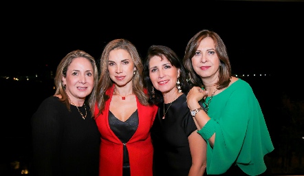  Denisse Beltrán, Mayra Ortega, Rosalba Castillo y Mella Elizalde.