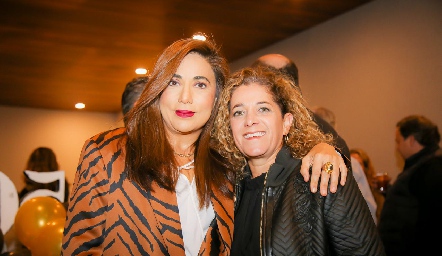  Gaby Martínez y Laura Nieto.