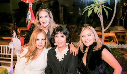  Karina Ortiz, Irma Navarro, Rox Hernández y Ruth Moreno.