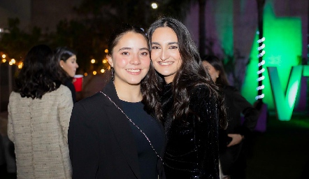  Carlota Nava y Lorenza Gárate.