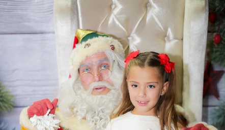  Carlota y Santa Claus.