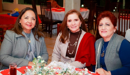  Rosalba Martínez, Rocío Dávila y Adela Martínez.