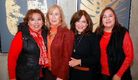  Carmelita Martínez, Laura Villasuso, Gladys Castellanos y Silvia Esparza de Garza.