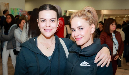  Mai Madrigal y Lorena Canseco.