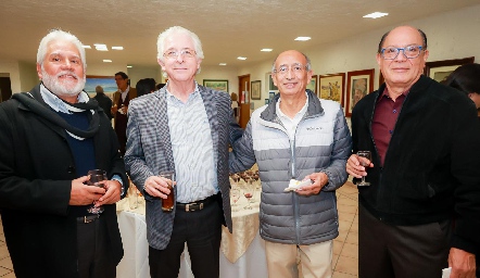  Manuel Thompson, Hector Baez, Juan de Dios Perez y Jesus Martinez.