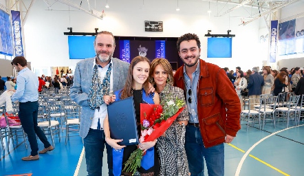 Familia Mebius Malo, Gunnar, Paulina, Vero y Gunnar.