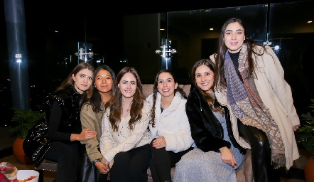 Paola Gutiérrez, Ana Meche Cifuentes, Pau Aldrett, Paola Córdova, Miriam Díaz e Isabela Zollino.