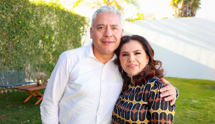  Gerardo Sánchez y Yara Saldaña.