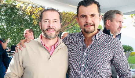  Armando y José Luis Licón.
