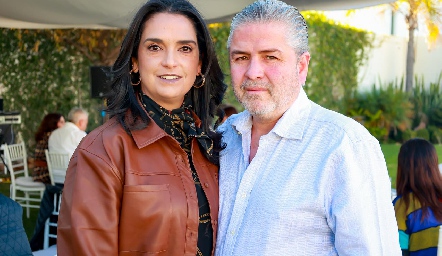  Maricel Gutiérrez y Oscar Vera.