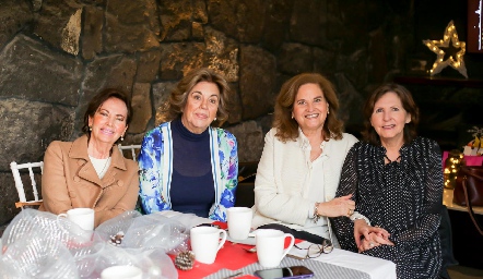  Carmelita Reynoso, Josefina Güemes, Luz María Güemes y Lila Ahumada.