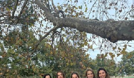  Daniela Mauricio, Georgina León, Mónica Torres, Ale Álvarez y Nuria Minondo.