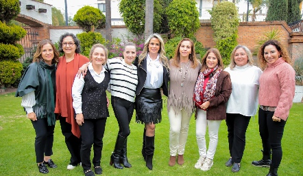  Marlú Mendizábal, Nereida Ramos, Paty González, Claudia Pillado, Paty Annette Ruiz, Olga Lorena Castro, Aída Siller, Chely Faz y Aída Blanco.
