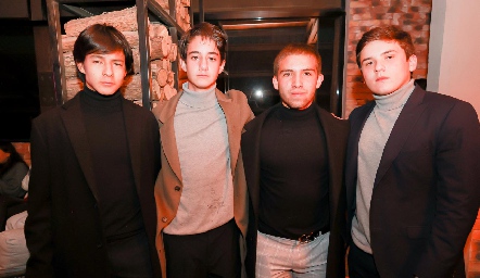 Franco Sánchez, Paulo Alcalde, Daniel Carreras y Patricio Ordiozola.