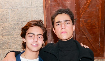  Manuel Díaz Infante y Juan José Leos.