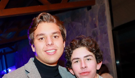  Moy y Diego Payán.