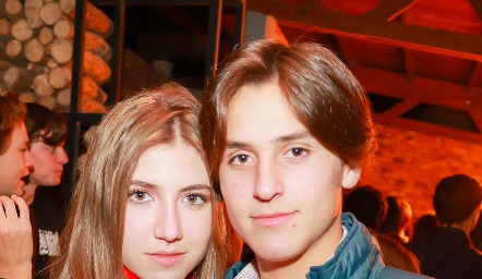  Laia Dávila y Leo Zermeño.