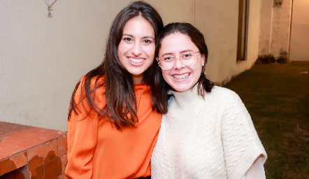  Sara Aguilar y María Meade.