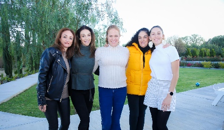 Adriana Ocaña, Claudia Fernández, Elisa Vilet, Caro Abud y Eugenia Muriel.