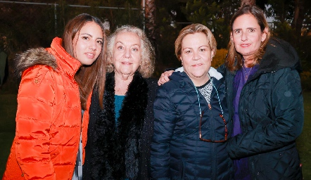  Pau, Susana Foyo, Laura Torres y Marcela Payán.