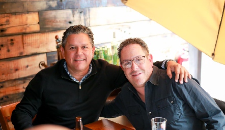  Pepe Guevara y Juan Carlos Castillo.