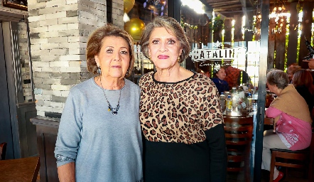  Lula Ortega y Guadalupe Gutiérrez.