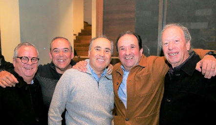 Arturo Álvarez, Johan Werge, Alejandro Navarro, Héctor Hinojosa y Manuel Muñiz.