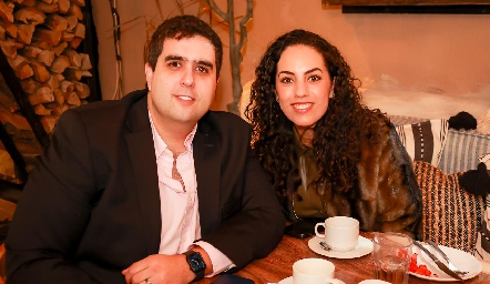 José Carlos Mahbub y Alejandra Zepeda.