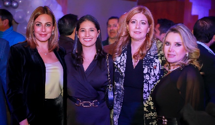  Mariana Azcargota, Martha Morales, Gaby y Karla Saucedo.