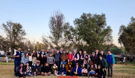  Despedida de solteros para Santiago Villarreal y Claudia Villasana.