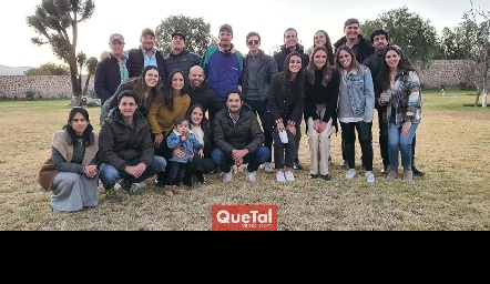  Despedida de solteros para Santiago Villarreal y Claudia Villasana.