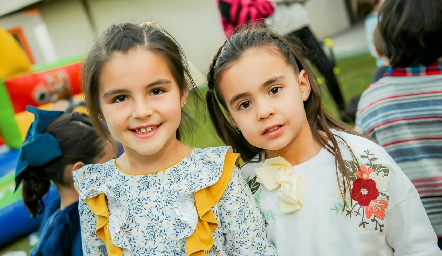  Paula Labastida y María Pía Almazán.