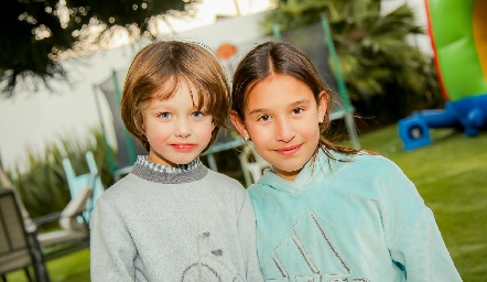  Santi y Alexia.
