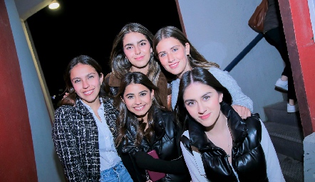  Bárbara Nava, Gaby, María Julia Chevaile, María Emilia Díaz y Emilia.