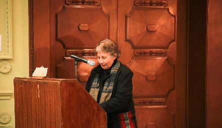  Teresa Palau.