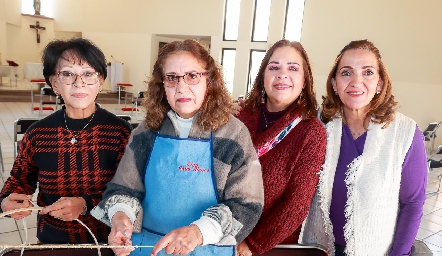  Aida de Blanco, Martha Acevedo, Silvia Esparza de Garza y Mónica Alcalde.