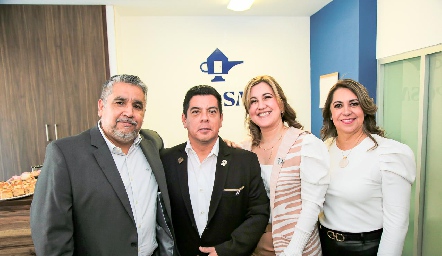  Gerardo Jaramillo, Miguel Portillo, Adriana Sánchez y Alicia Sánchez.